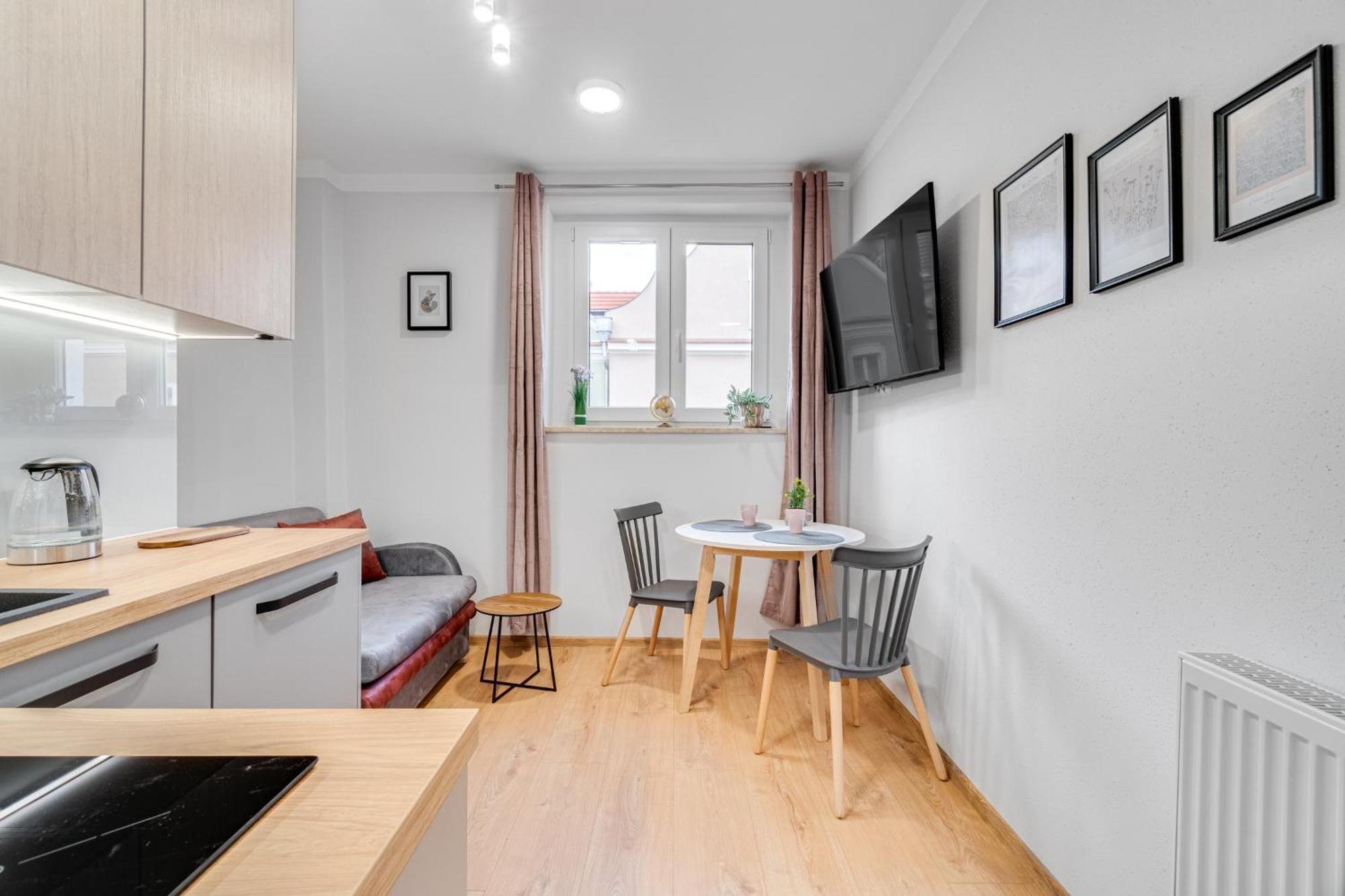 Apartamenty Franciszkanska Opole Kültér fotó